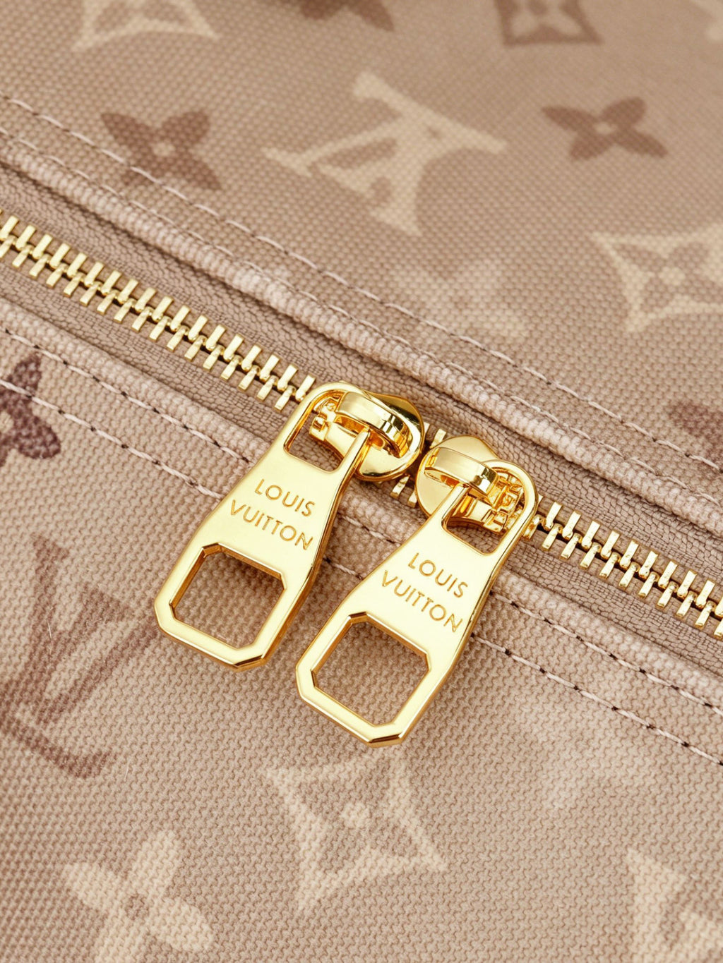 B1N66E6 Popular Luggage bags
