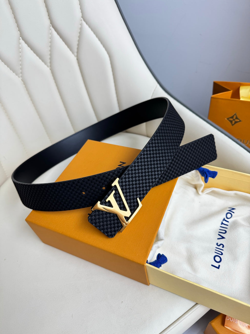 1115QE10P Popular High quality belt With full package