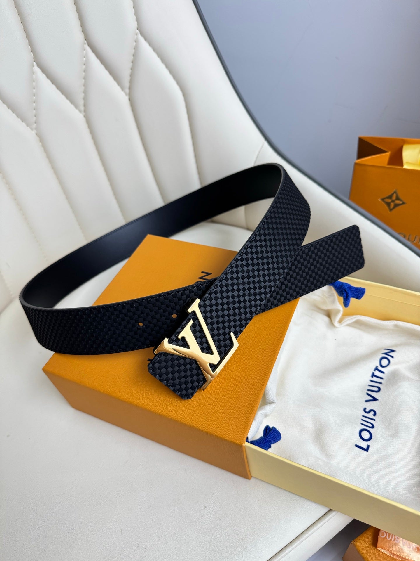 1115QE10P Popular High quality belt With full package