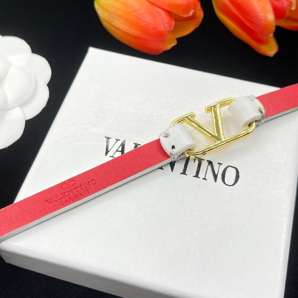 1NVL76K  Popular bracelet