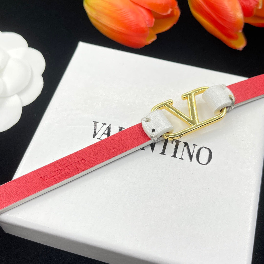 1NVL76K  Popular bracelet