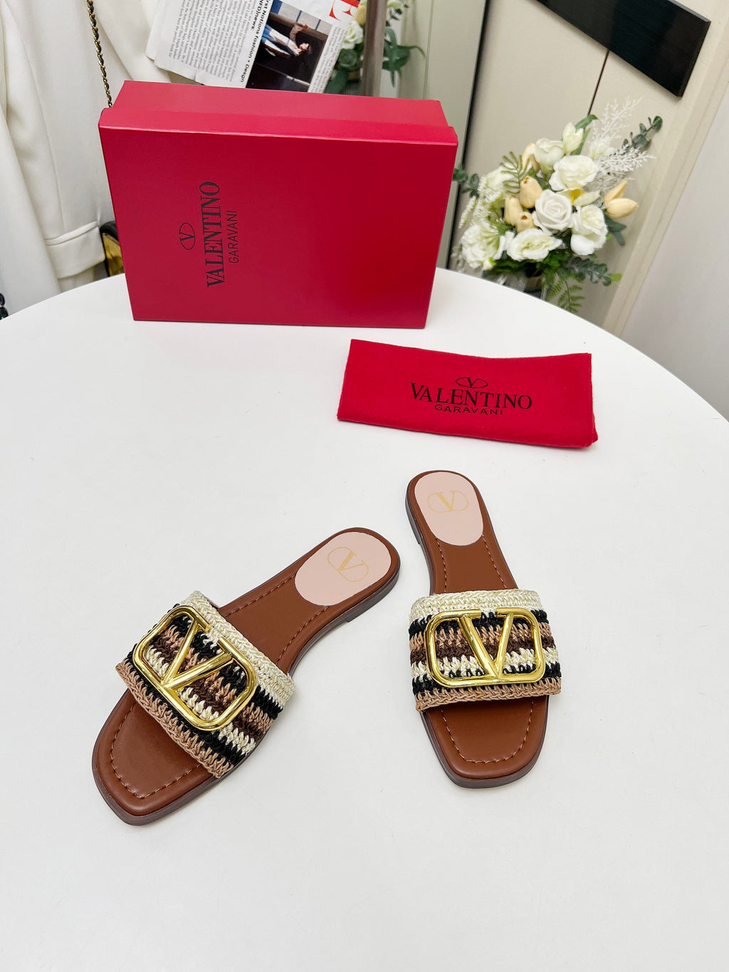 255QVL31Z Popular Slippers