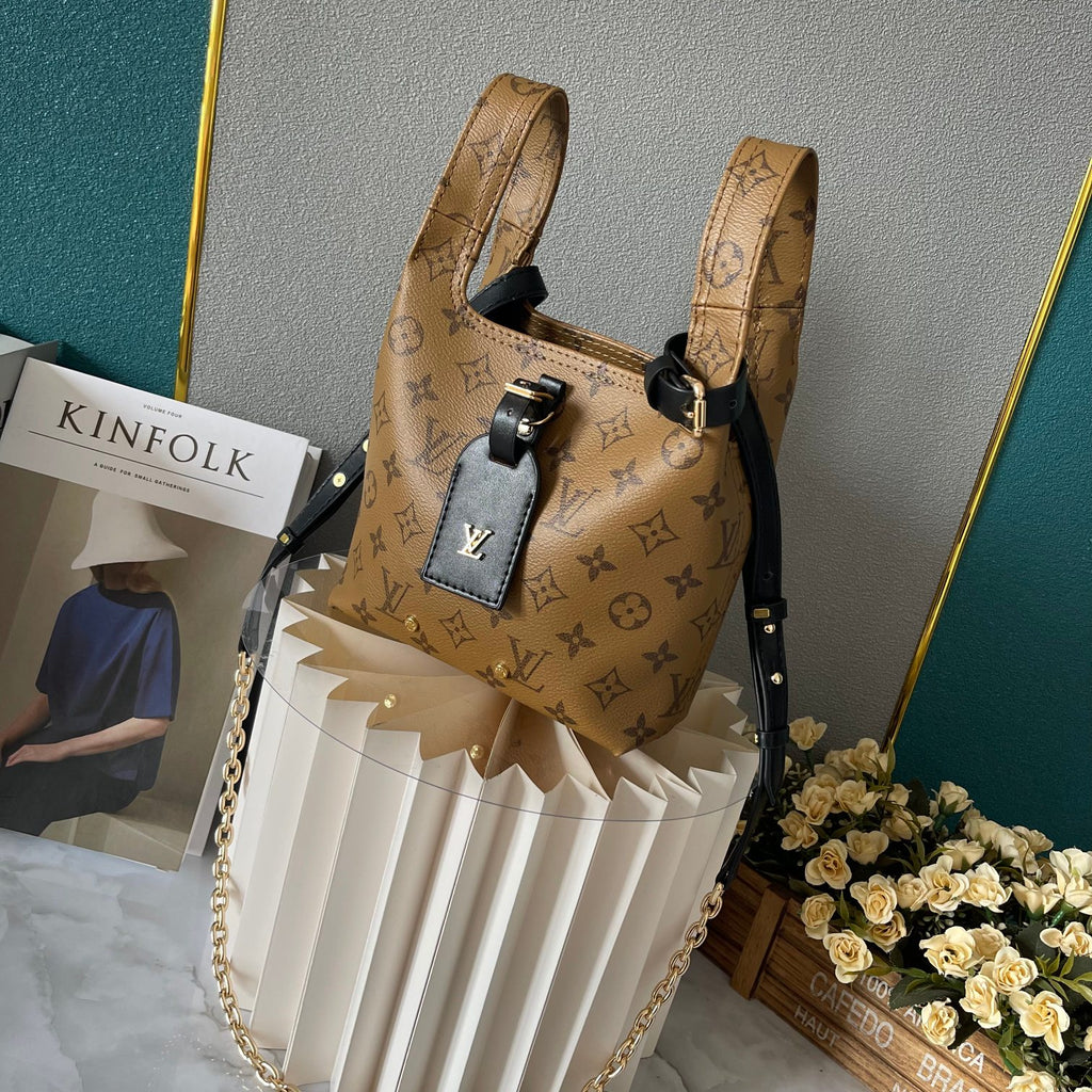 2WE21B Popular   leather bag