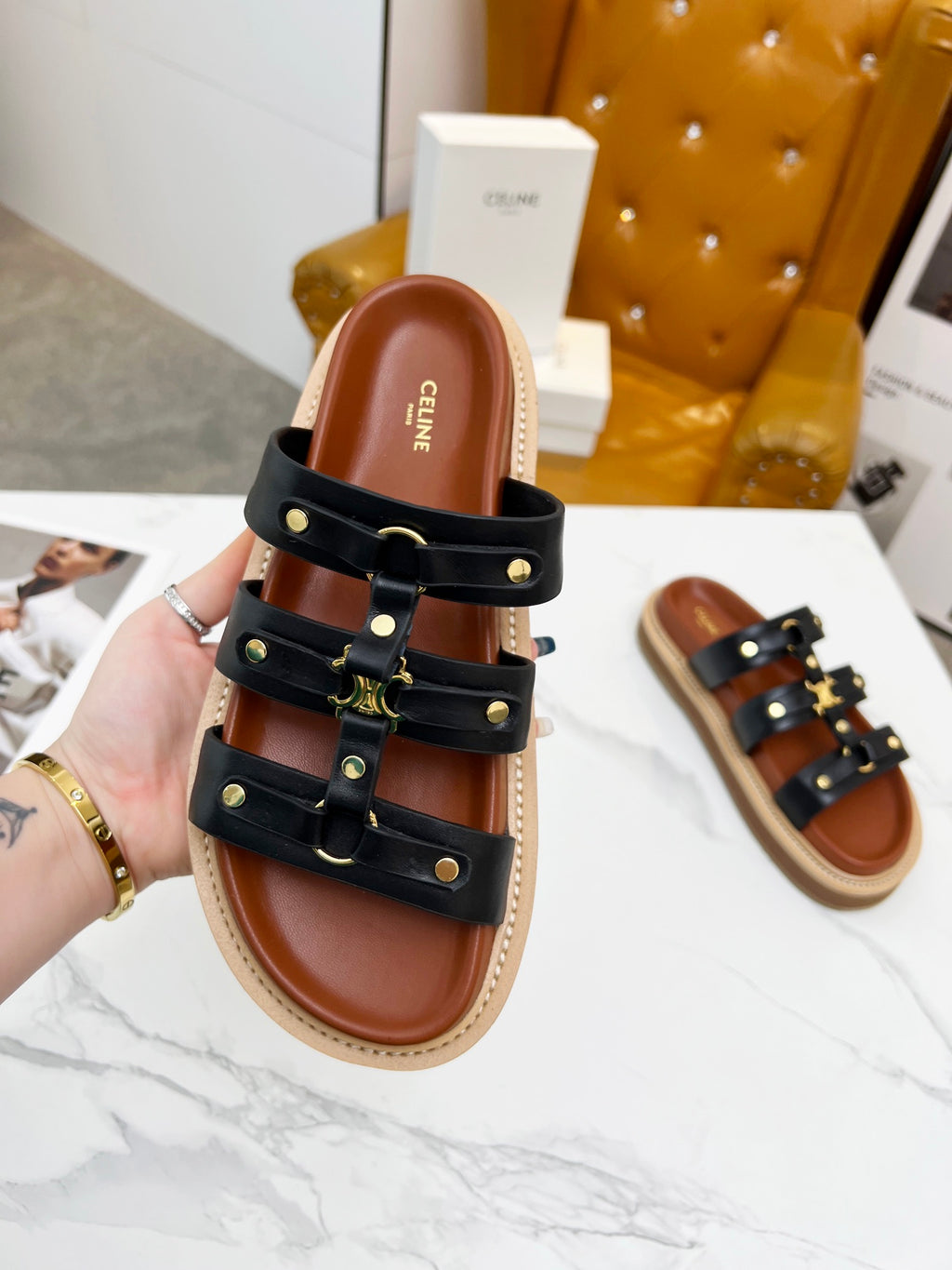 245RN1Z Popular leather shoes 