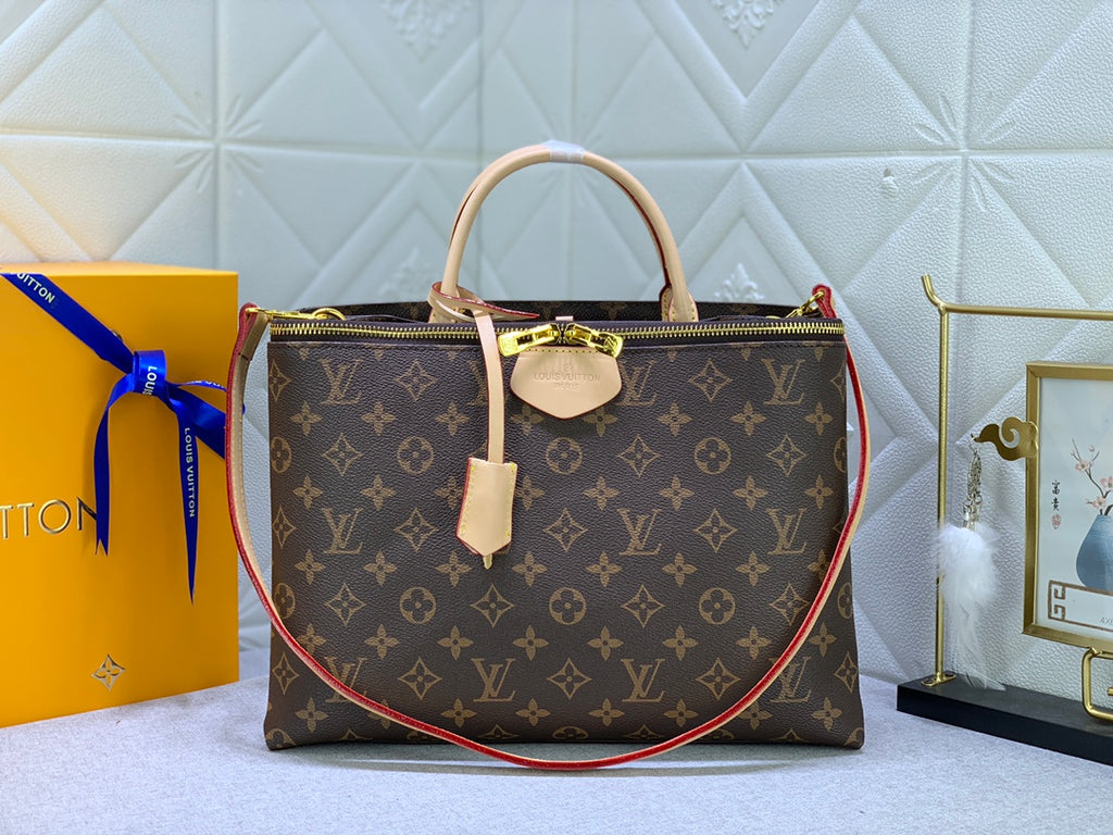 2XE330B Popular   leather bag 