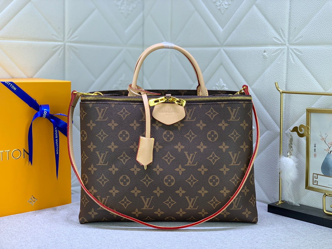 2XE330B Popular   leather bag 