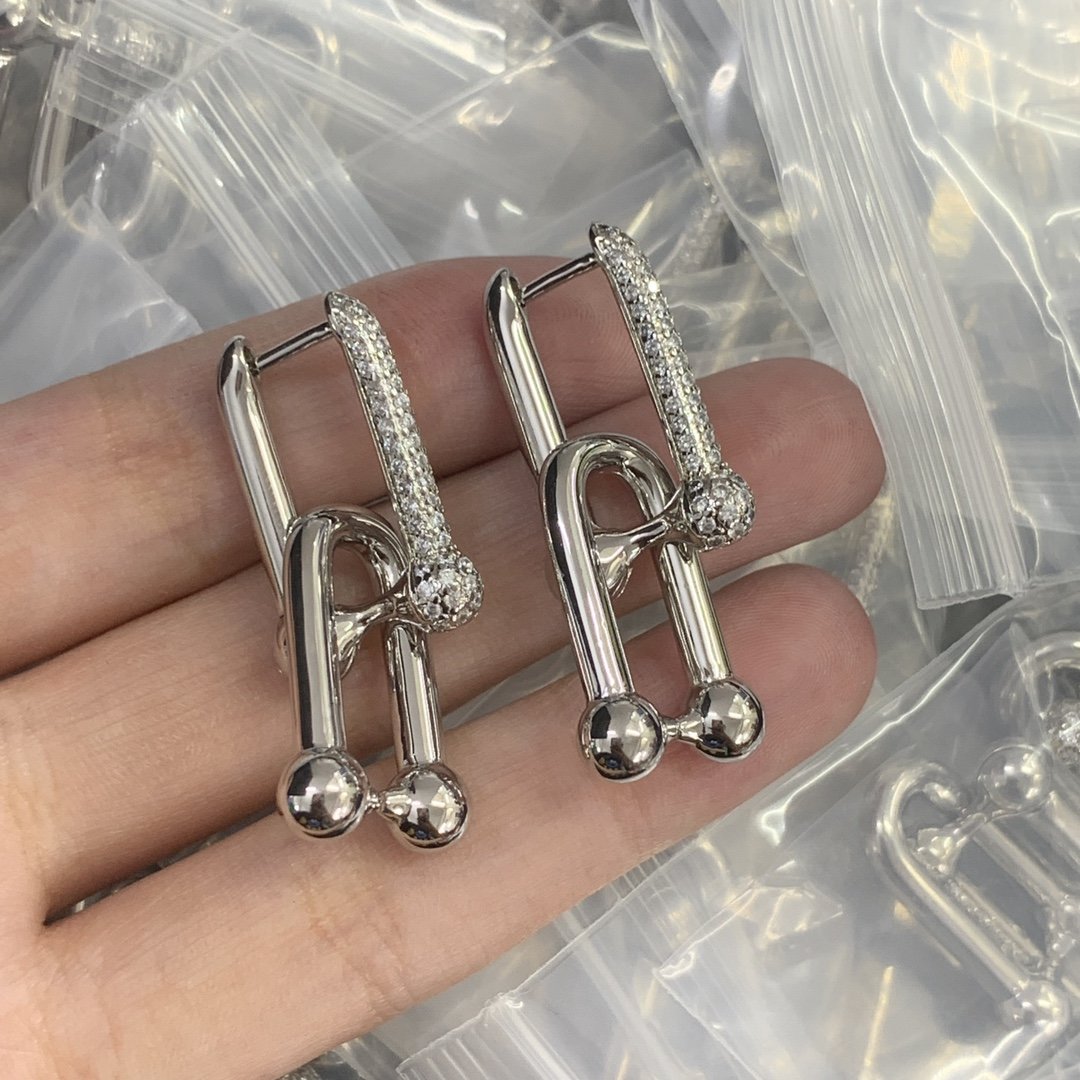 8XT31X  Popular    Earring Bracelets Necklaces