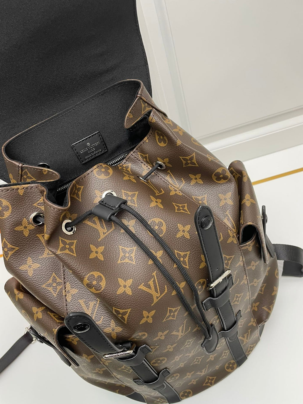 1WE68B Popular  leather Backpacks