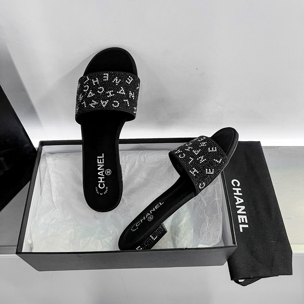 14C57Z Popular sandals
