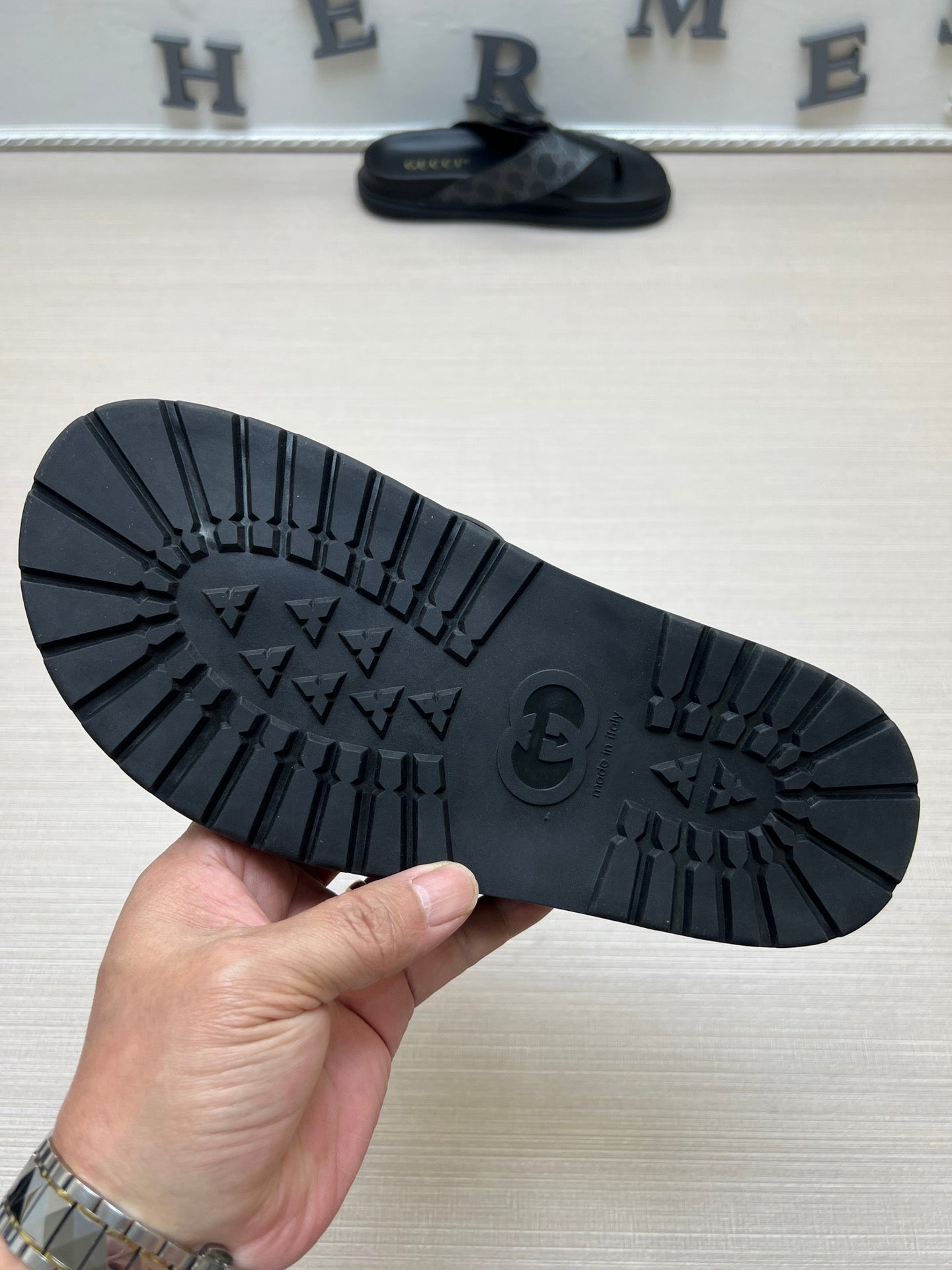 54B92Z Popular slippers