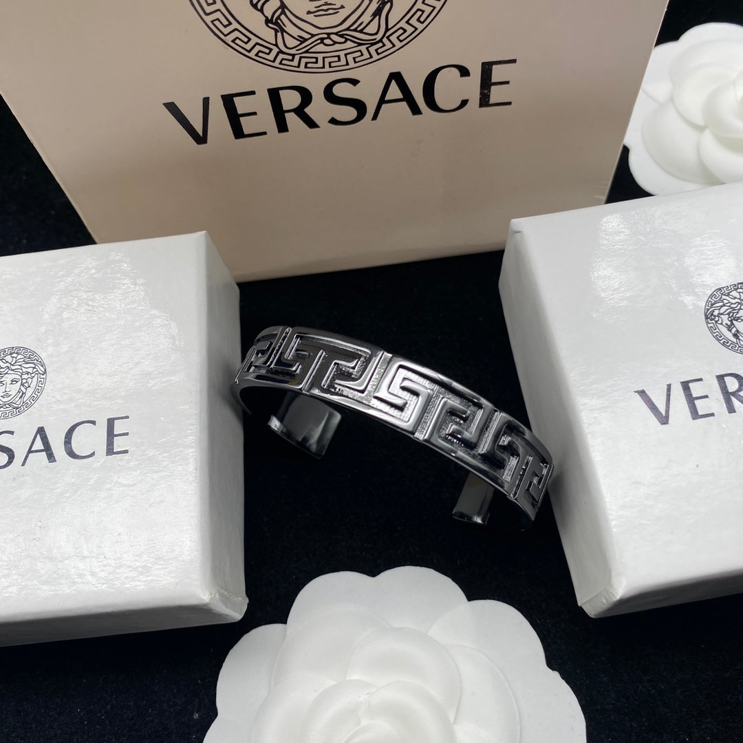 185QV10K  Popular Bracelets