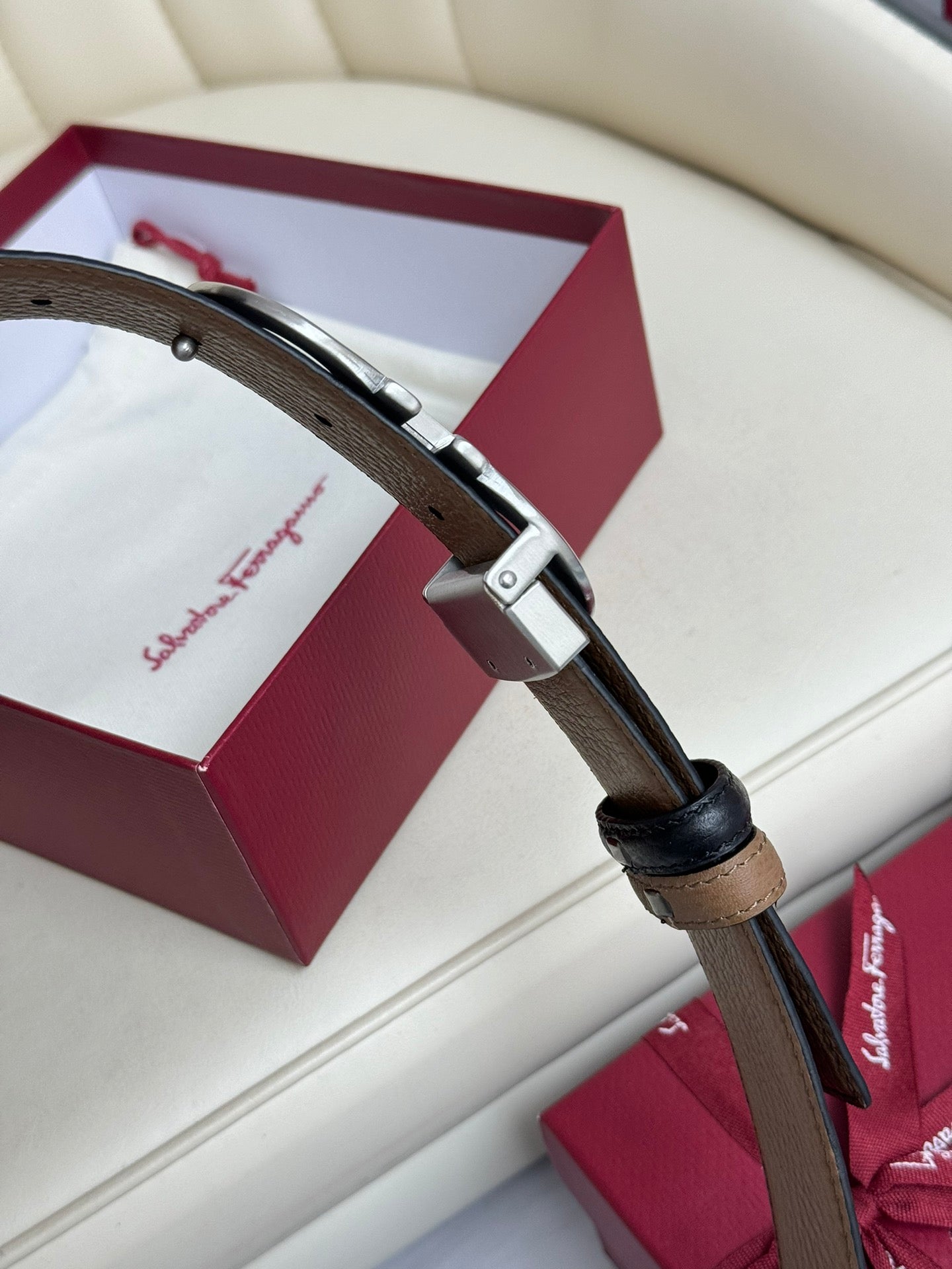 1WA169P Popular   High quality belt With full package