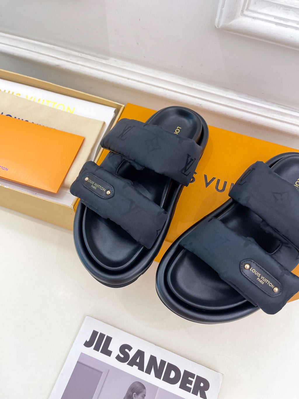 6105QE351Z Popular Shoes