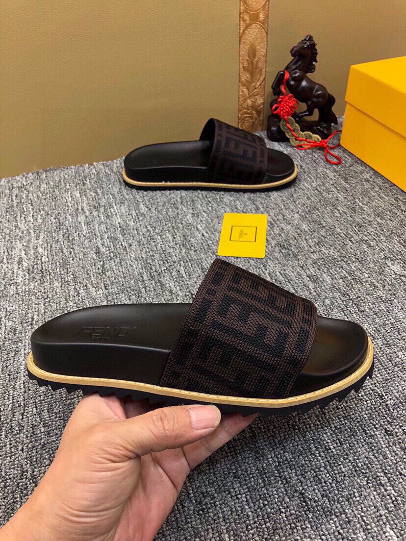 5XF102Z Popular Slippers