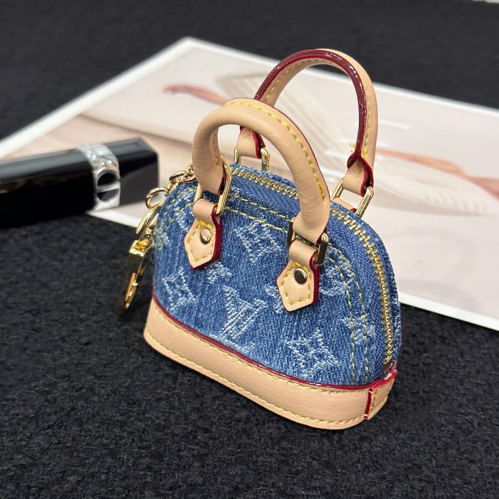 35ZE9A Popular bag 's charms accessories