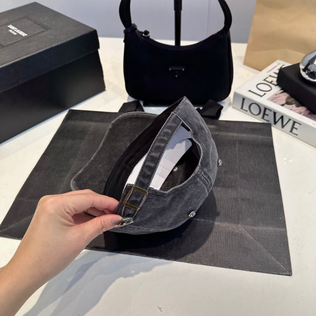 15QA110M Popular hats