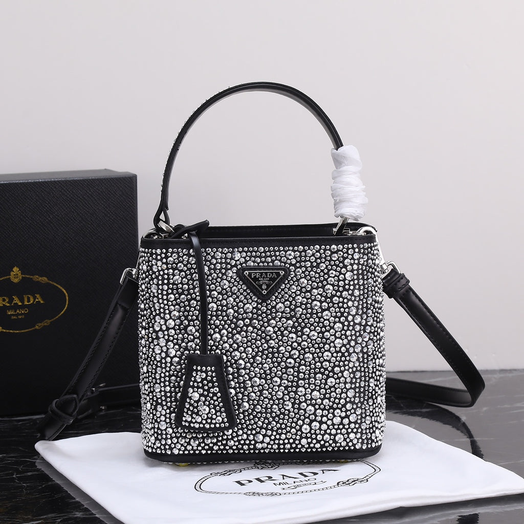 2XPD265B Popular    leather bag 