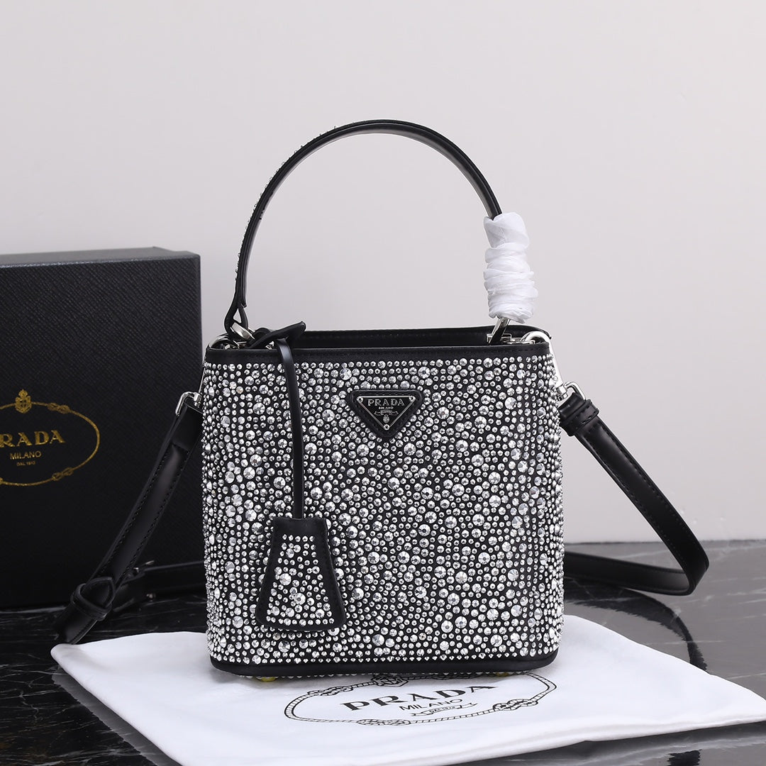 2XPD265B Popular    leather bag 