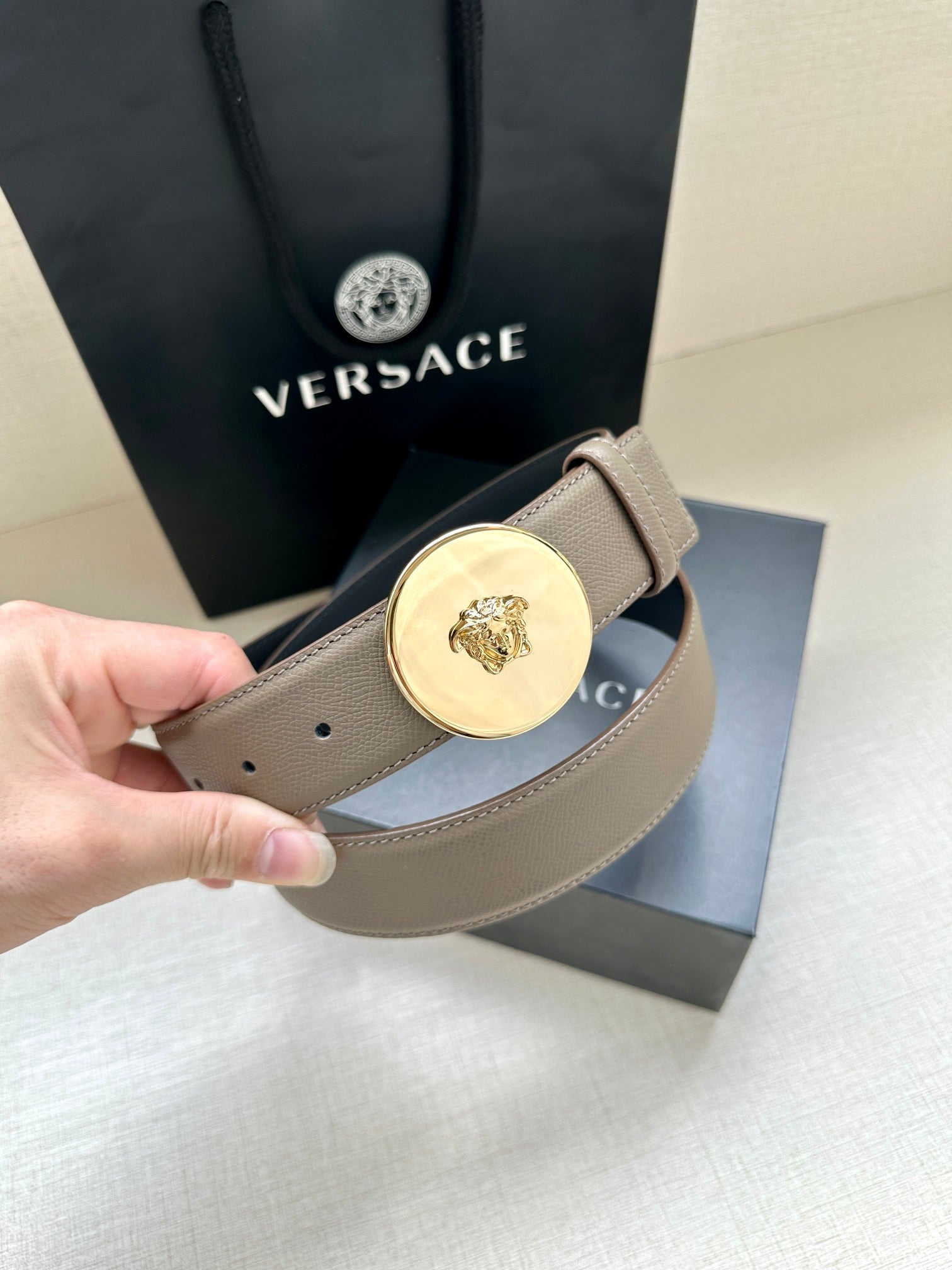 1115QV58P Popular High quality belt With full package