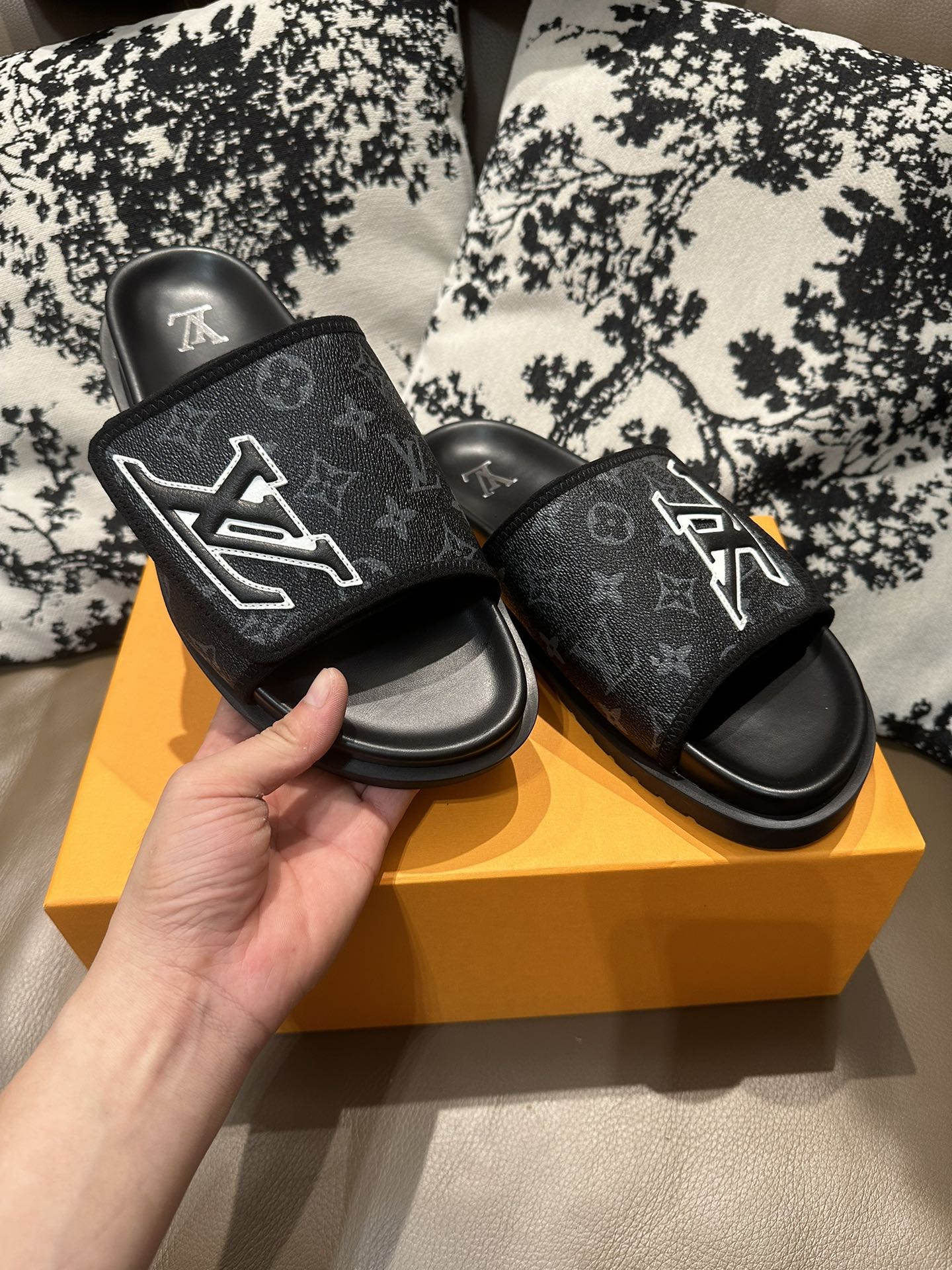 285ZE28Z  Popular leather Shoes