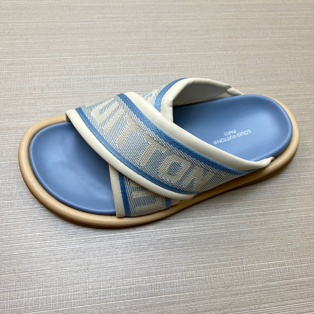 535ZE270Z Popular Slippers