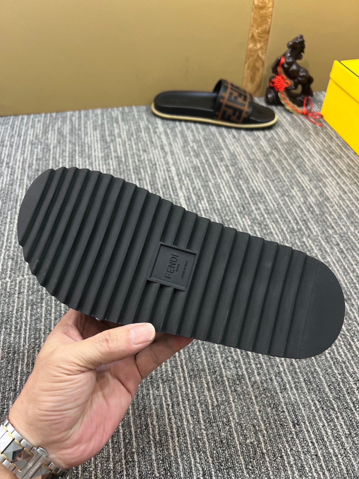 5XF105Z Popular Slippers