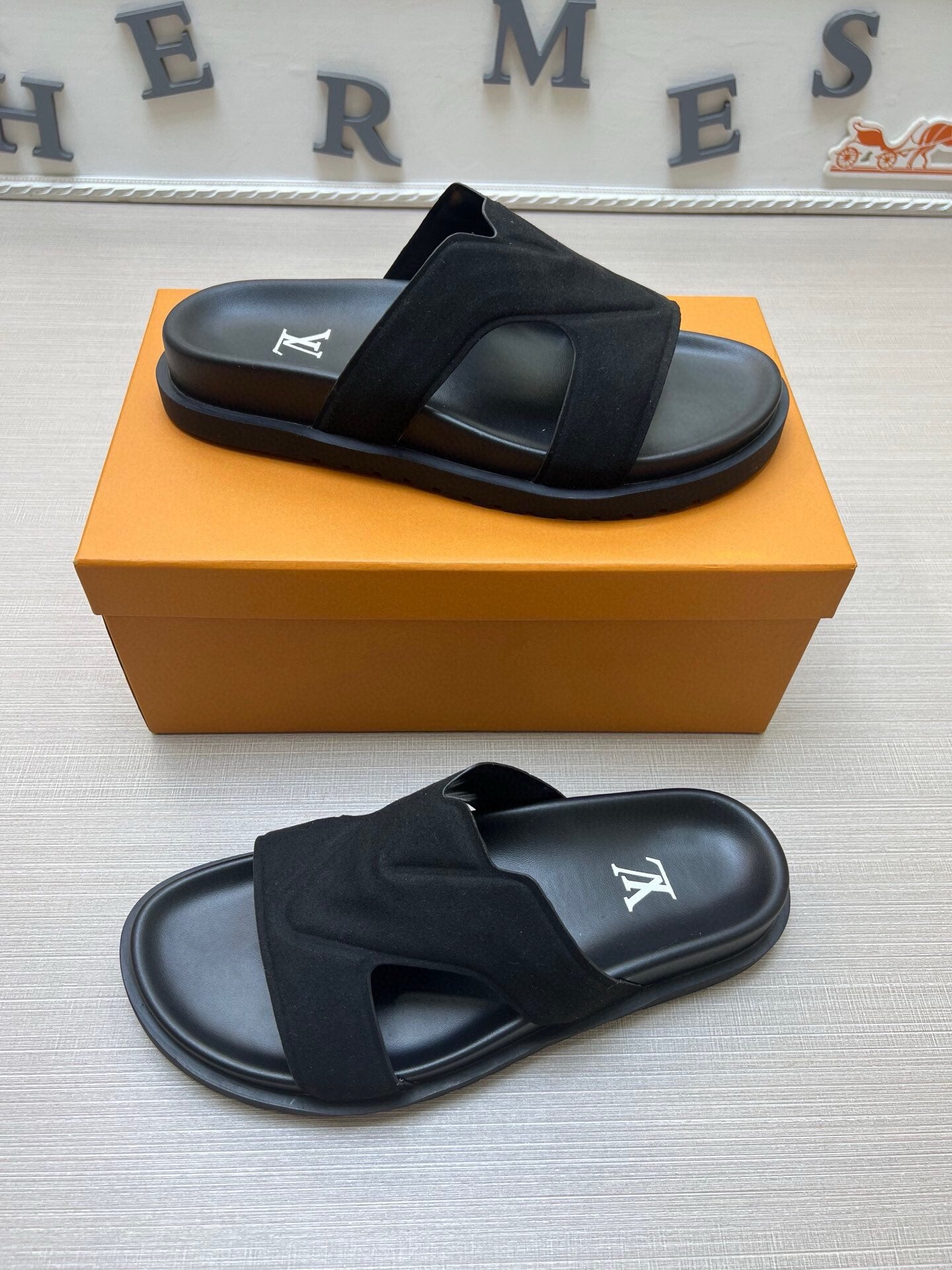 5LE229Z Popular Slippers