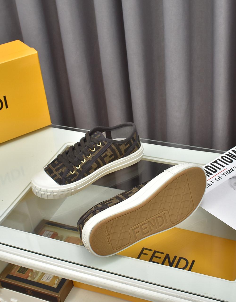 JYF2Z Popular Sneakers