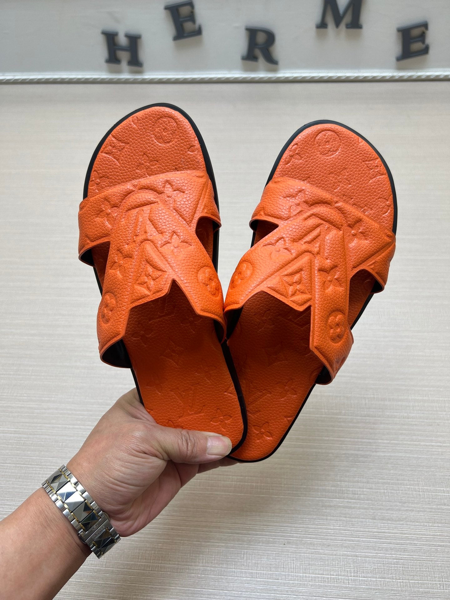 54E34Z Popular slippers