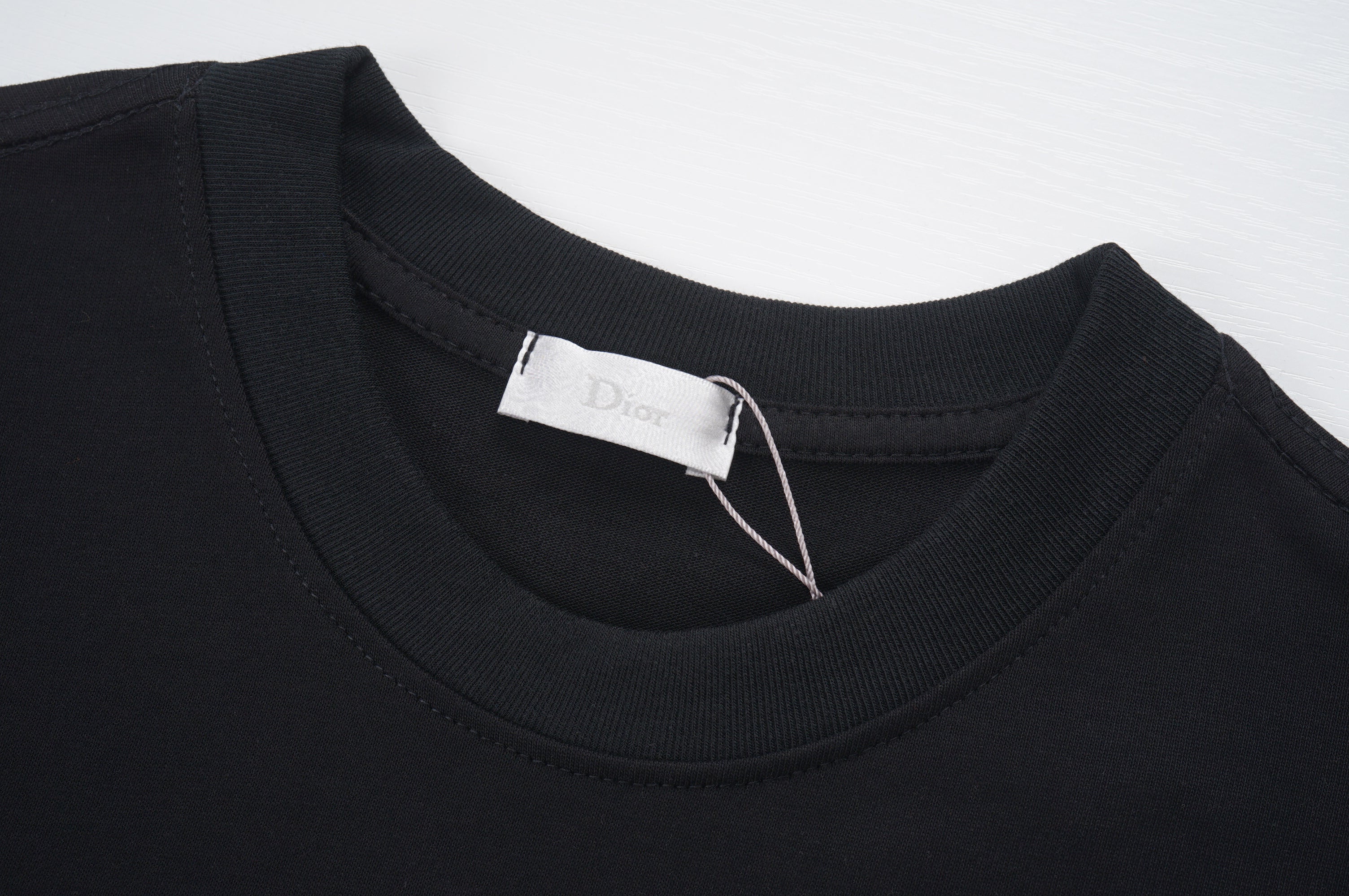 125WD37U  Popular T-shirts