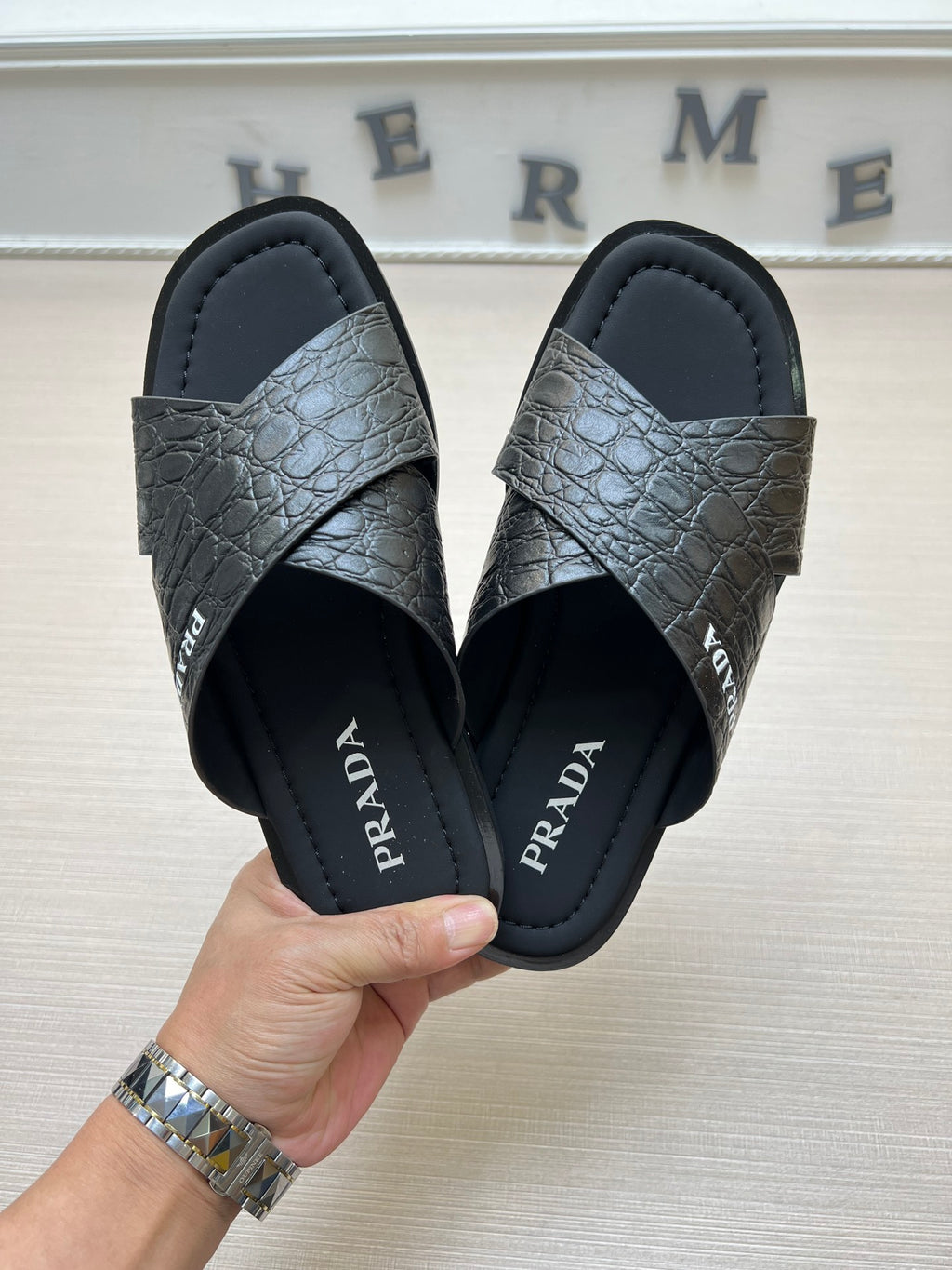 54PD74Z Popular slippers