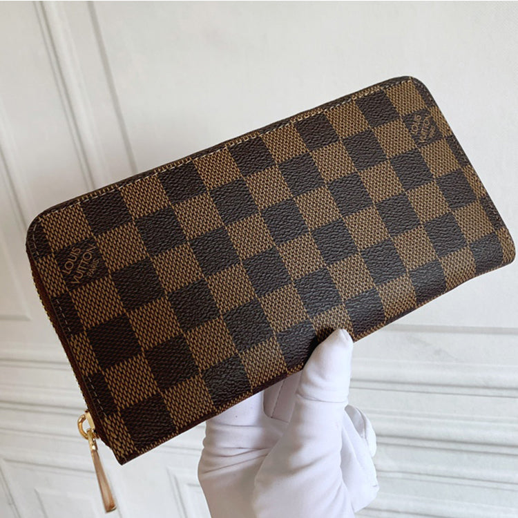 1E04B Popular Leather wallets