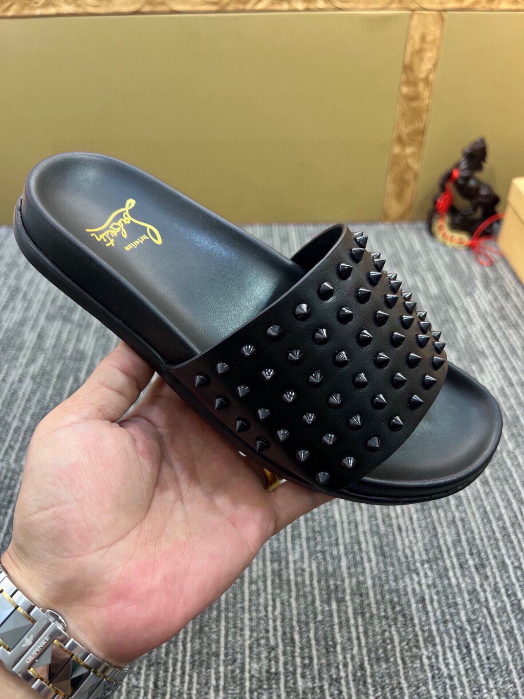 54A126Z Popular slippers