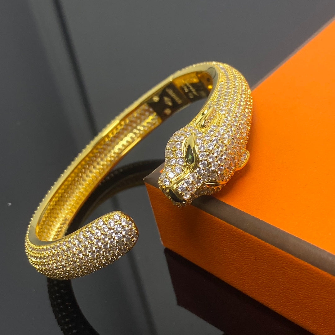556NK31K Popular Bracelets