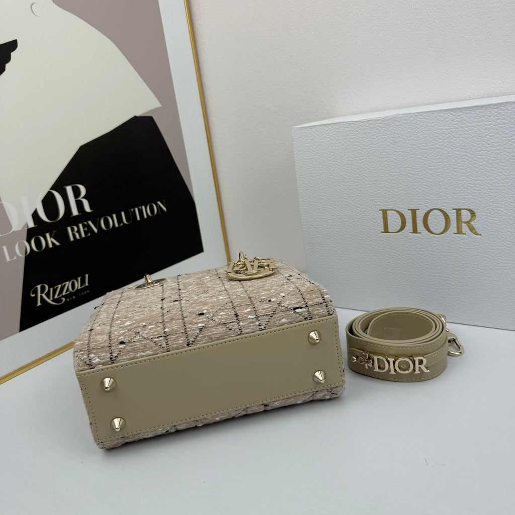 136ND25B Popular  Purse bag