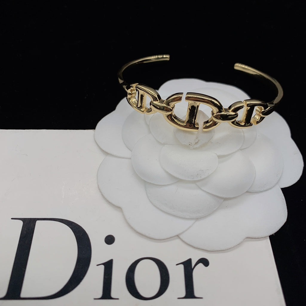 1YD465K  Popular Bracelets