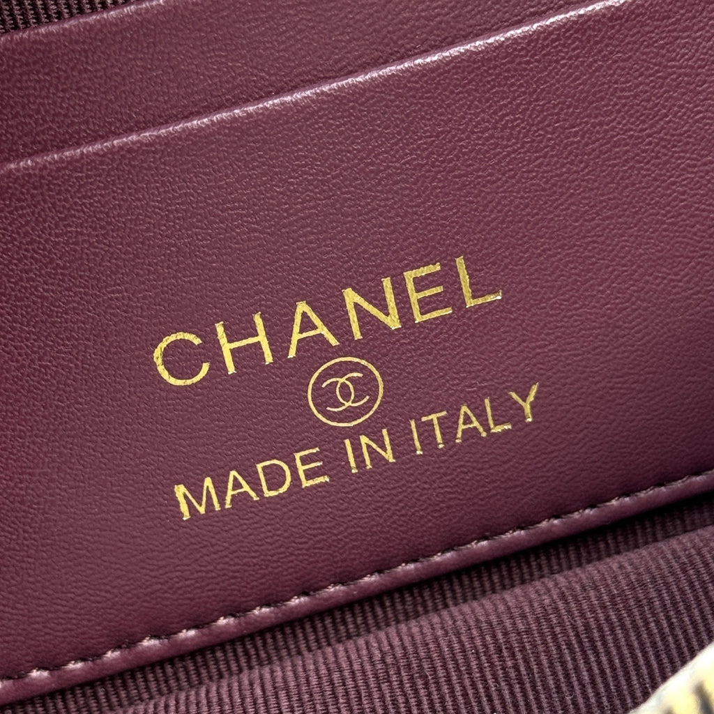 B1X66C19  Popular leather bag