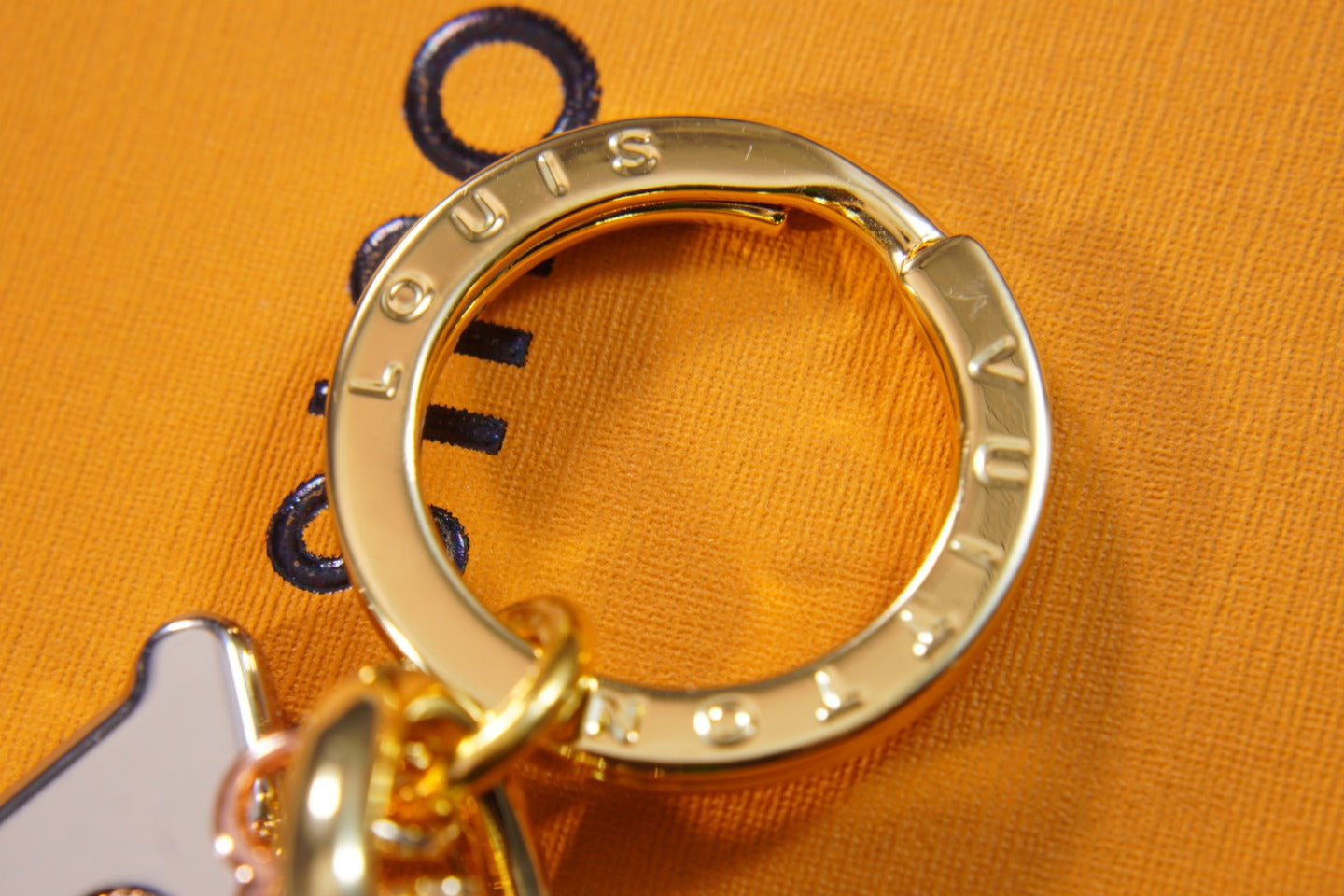 14E91A  Popular key closure