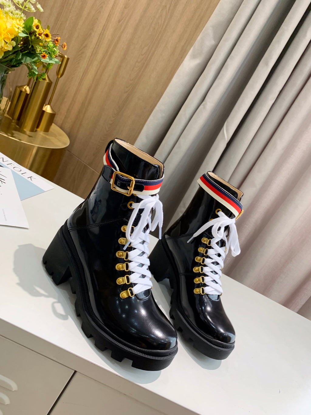 2XB200Z Popular leather boot (top layer leather lining)