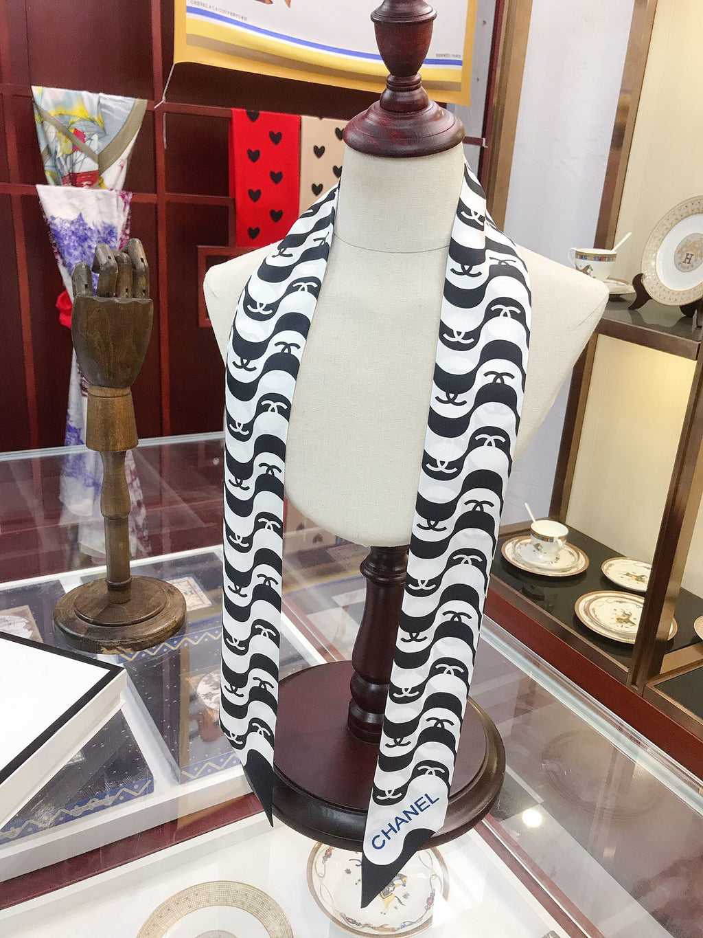 146NC9W Popular Silk Scarve