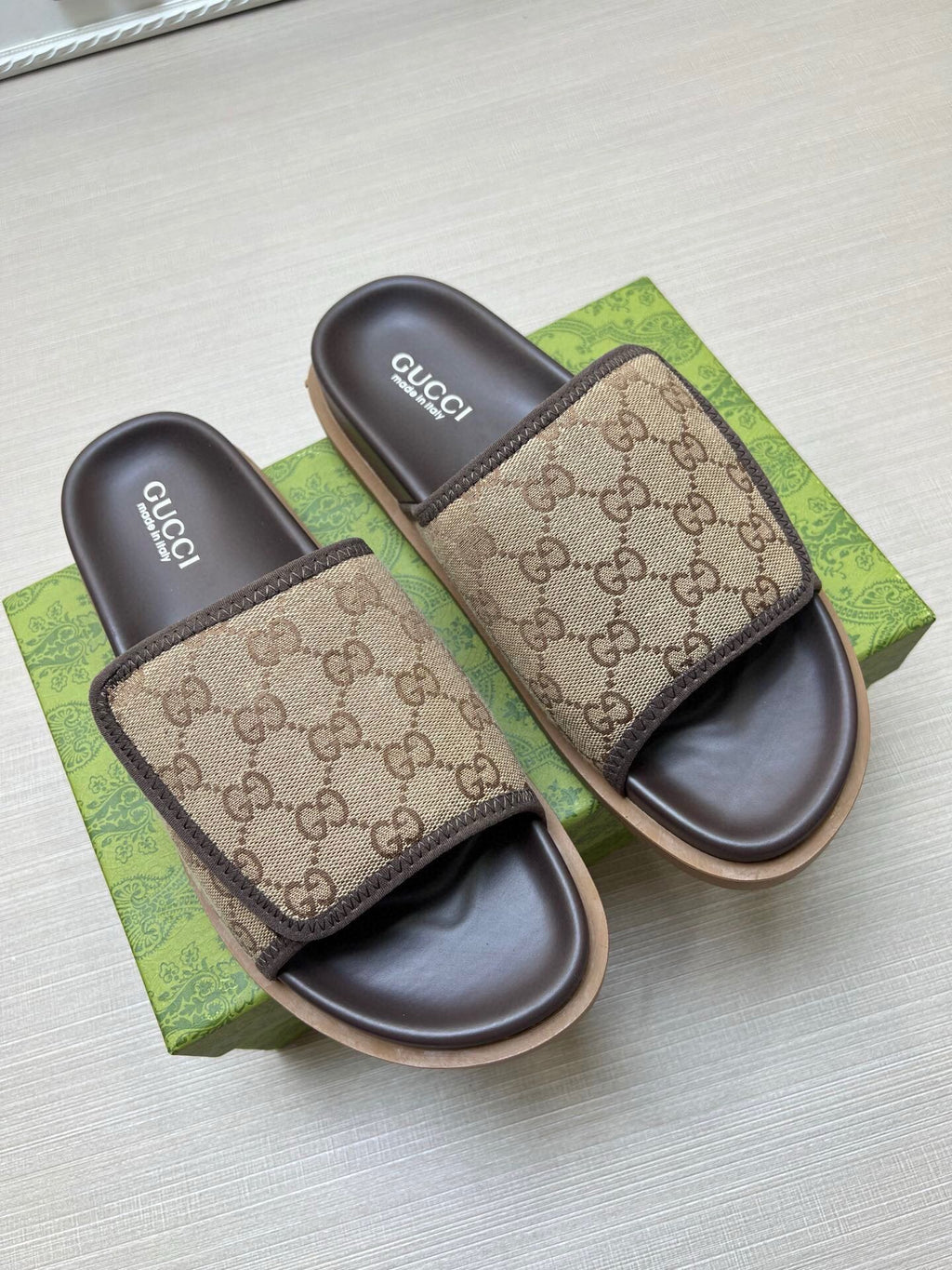 5LB231Z Popular Slippers