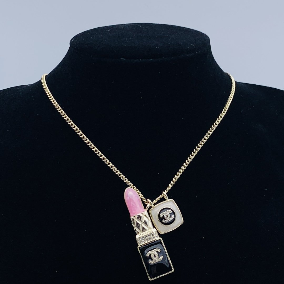 8XC11X  Popular    Necklaces