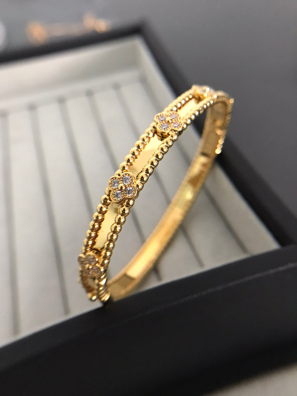 55QVC81K  Popular Bracelets