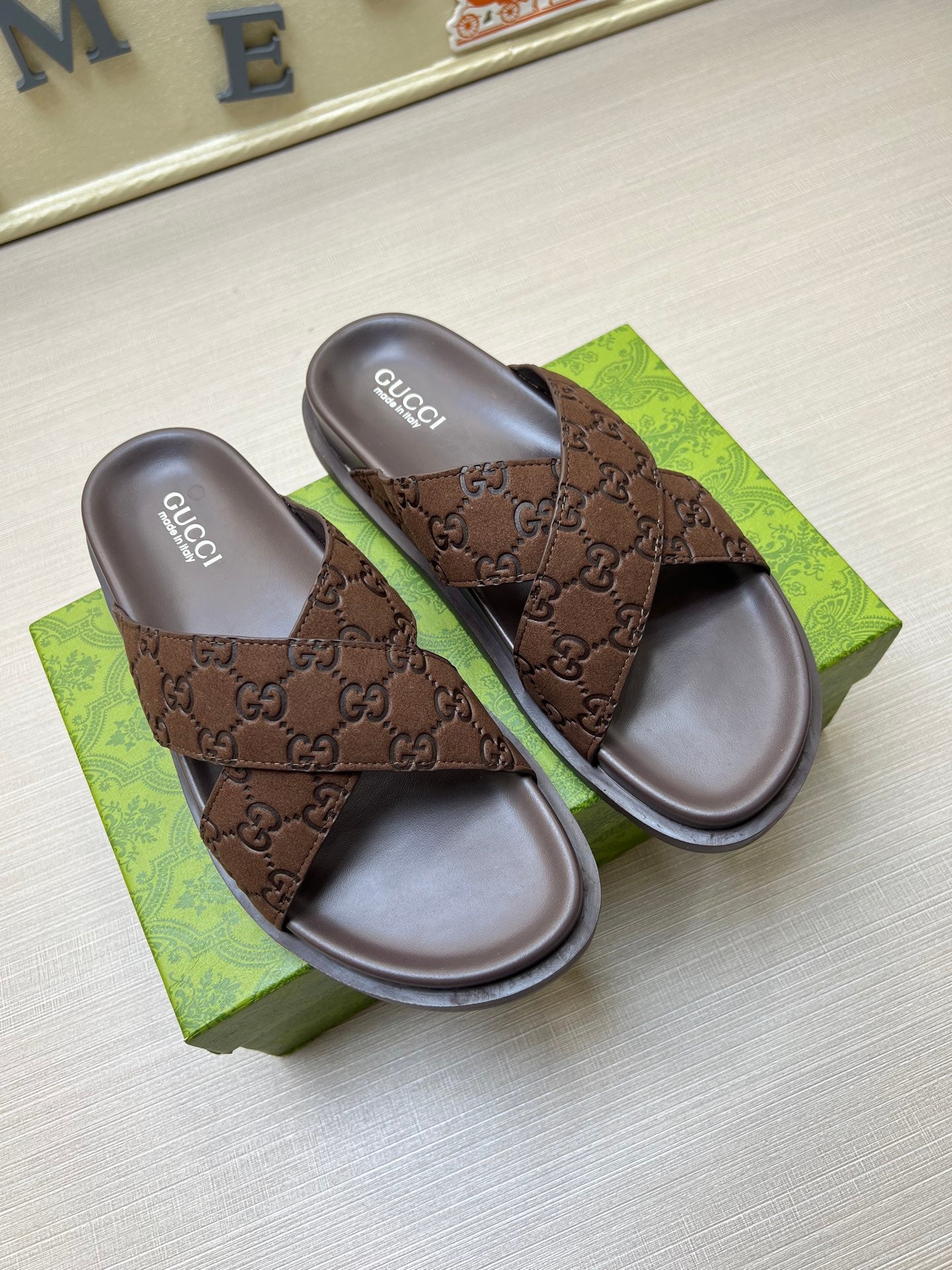 5QB15Z Popular Slippers