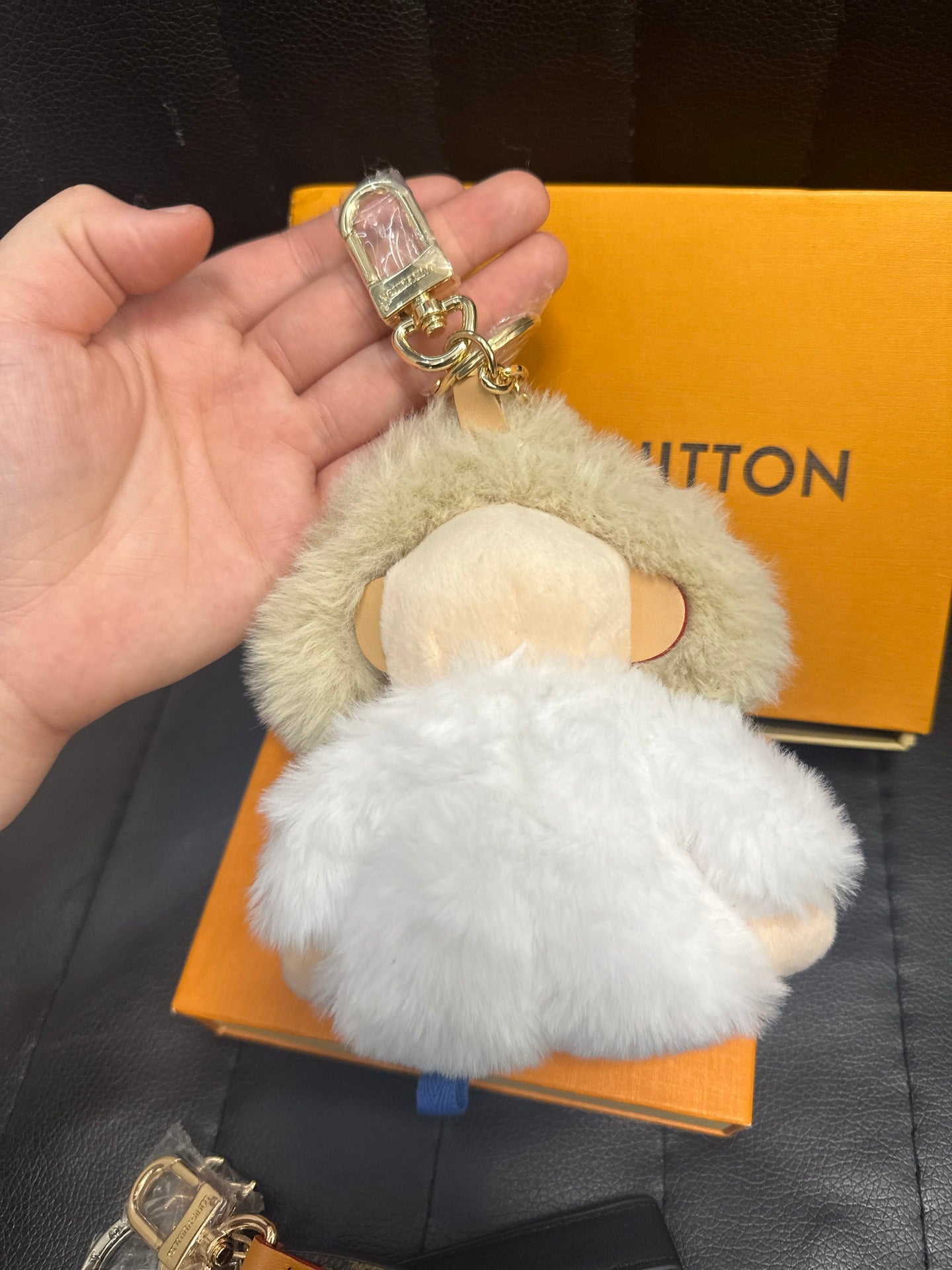 336BE25A Popular bag 's charms accessories