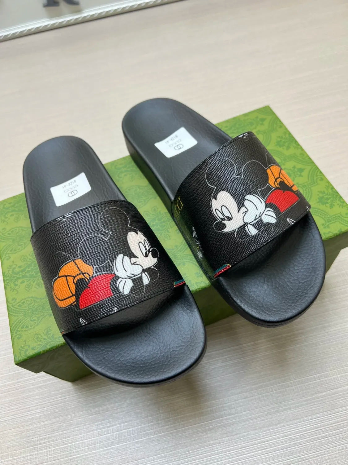 5WB239Z Popular Slippers