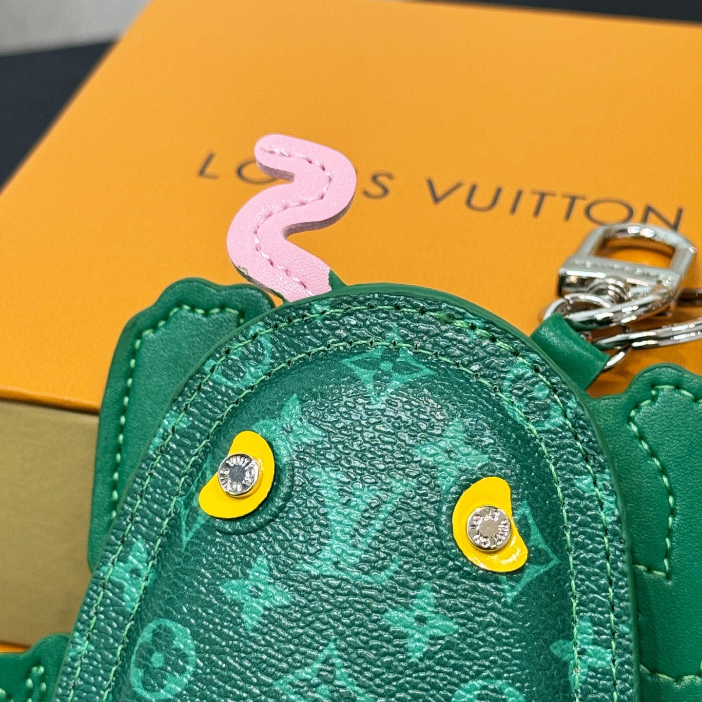35ZE3A Popular bag 's charms accessories