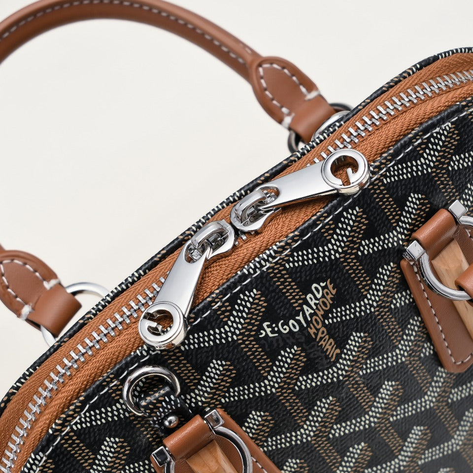 1WA106B  Popular bag