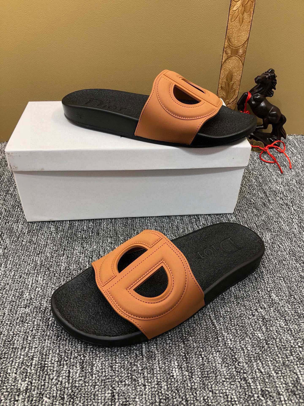 5LD216Z Popular Slippers
