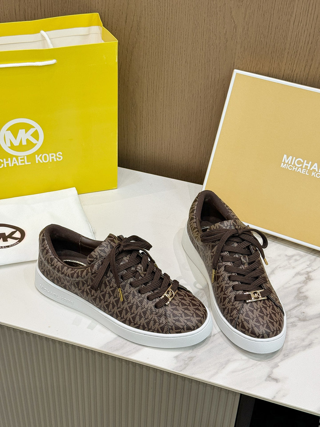 285ZA48Z Popular high-quality shoes